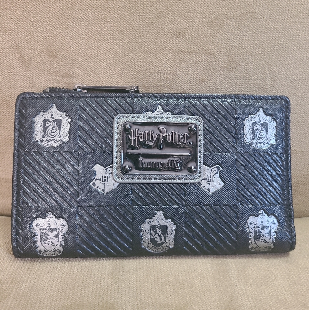 Loungefly Harry Potter House Crests Wallet